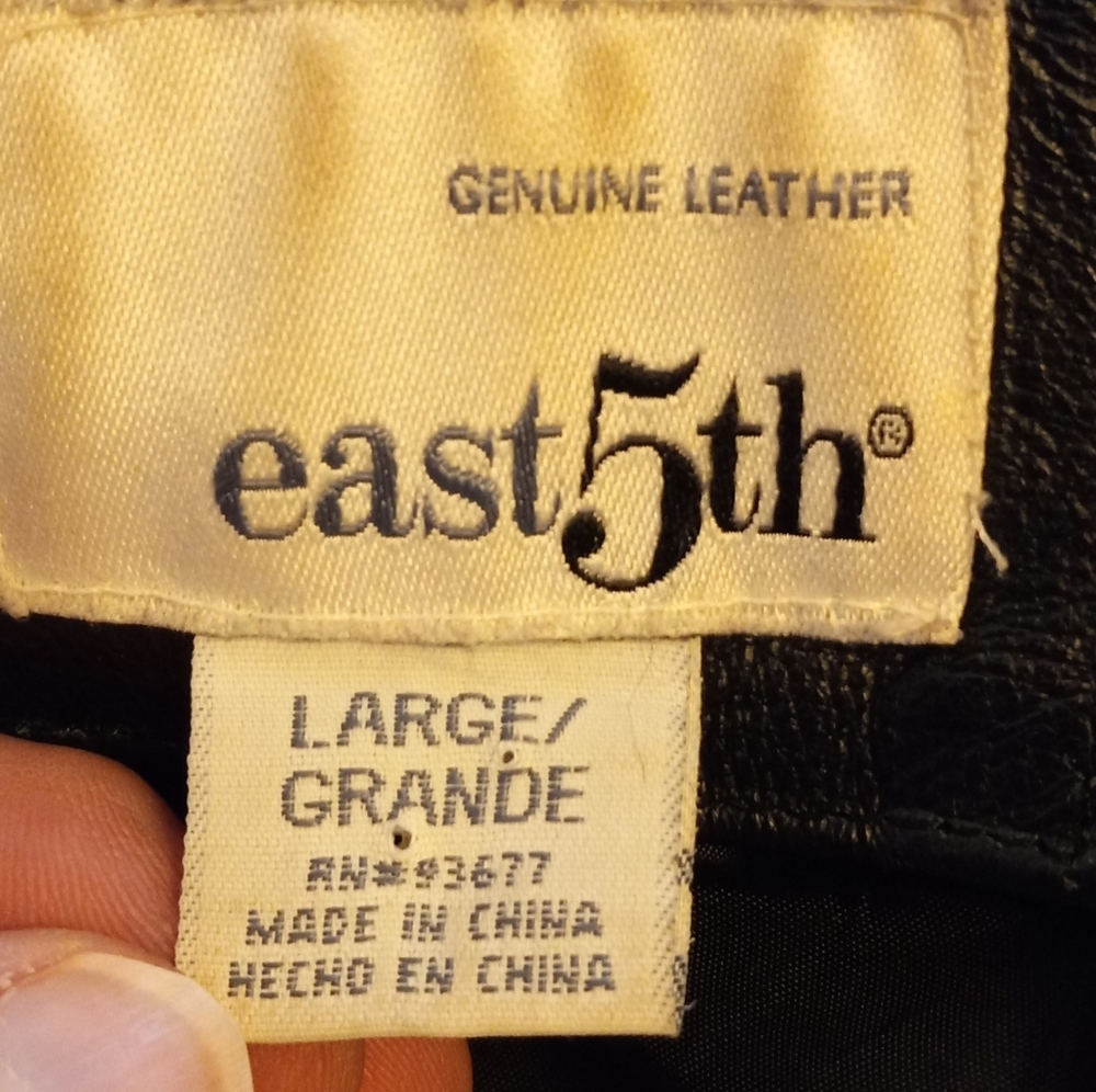 Women’s Genuine Leather Jacket in Black - Picture 10 of 11